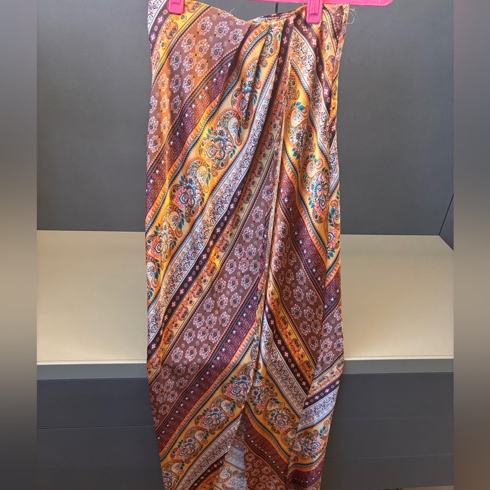 Slit maxi skirt